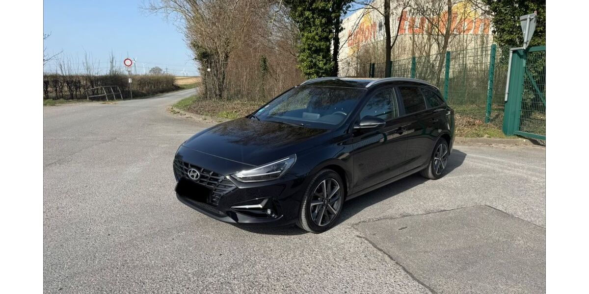 Hyundai i30 35.900 km 14.800 &euro; Werl 59457