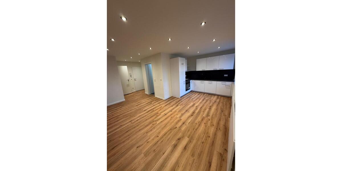 Etagenwohnung Kaufbeuren - 3.5 Zimmer, 85 m&sup2;, 1.200&euro; | Angebot:26387090