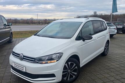 VW Touran 106.500 km 20.999 &euro; Endingen 79346