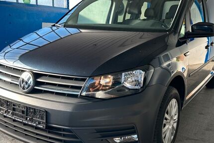 VW Caddy 151.000 km 11.480 &euro; Spraitbach 73565