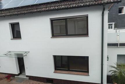 Einfamilienhaus im Ortskern von Nieder-Eschbach 4 zimmer