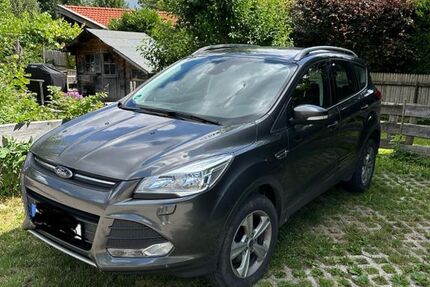 Ford Kuga 171.500 km 8.900 € Gmund 83703