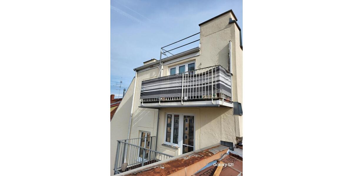 Dachgeschoßwohnung München Schwanthalerhöhe - 2.5 Zimmer, 85 m&sup2;, 680.000&euro; | Angebot:26321349