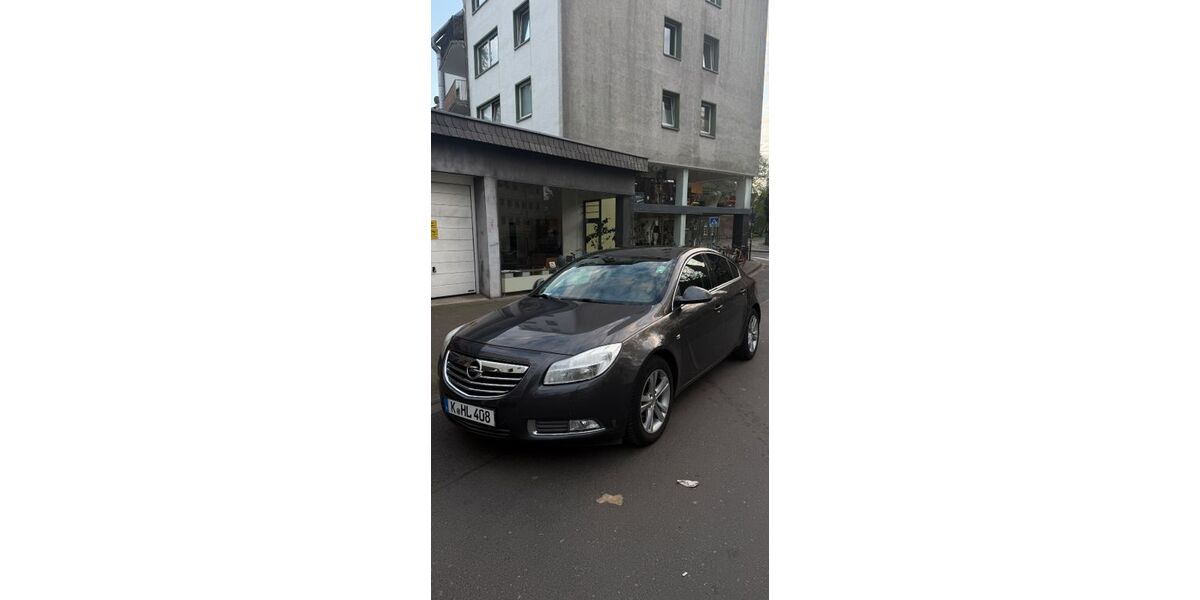 Opel Insignia 141.000 km 5.900 &euro; Köln 50677