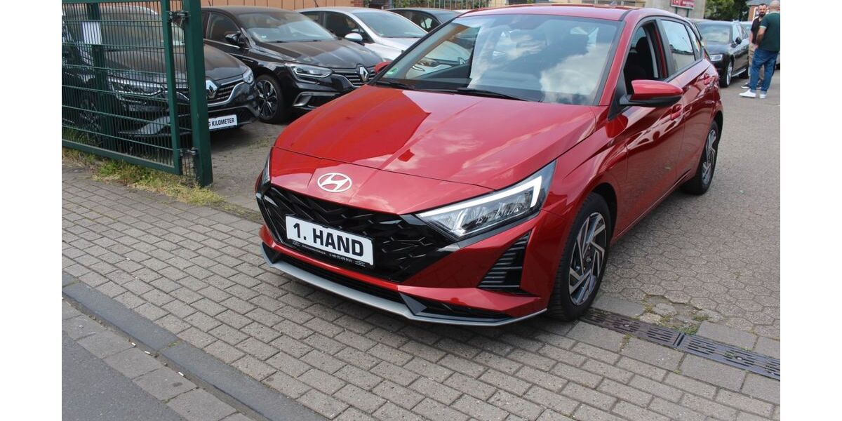 Hyundai i20 16.000 km 19.635 &euro; Duisburg 47139