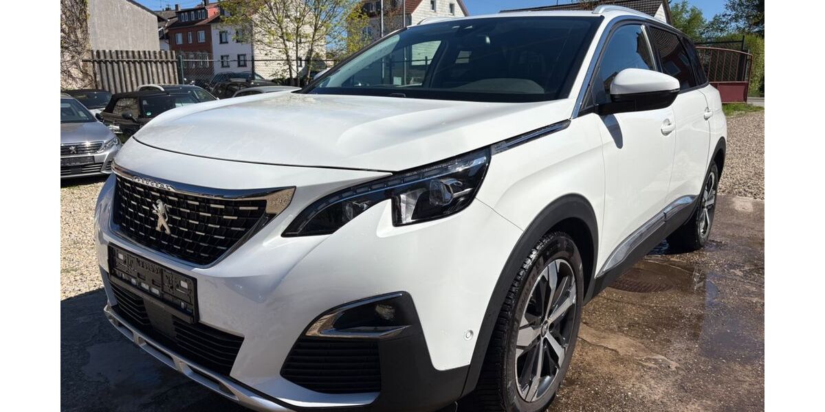 Peugeot 5008 146.900 km 15.900 &euro; Völklingen 66333