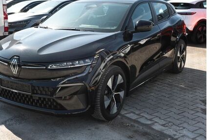 Renault Megane E-TECH 21.125 km 19.980 &euro; Aschaffenburg 63741