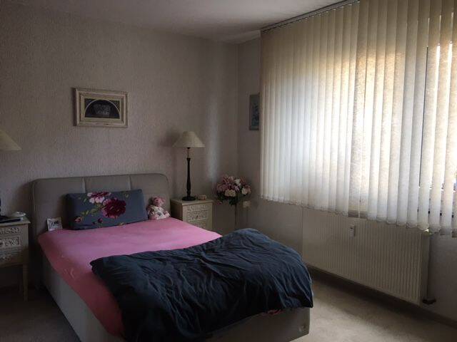 Klassische 2-Zi.-ETW mit Balkon in einer ruhigen Wohnstrasse in Düsseldorf-Wersten