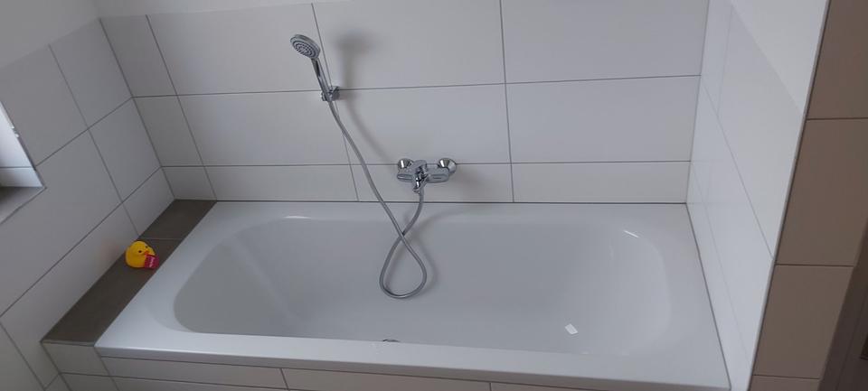 Doppelhaushälfte Sulzfeld - 4 Zimmer, 120 m&sup2;, 1.150&euro; | Angebot:24564597