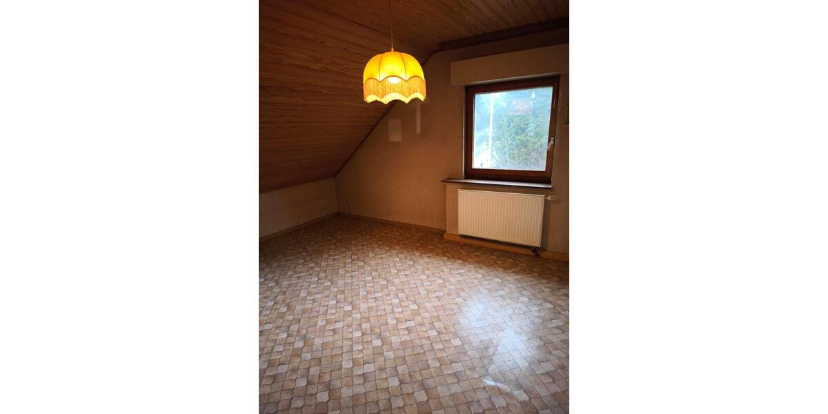 Einfamilienhaus Arnsberg Rusch - 8 Zimmer, 160 m&sup2;, 1.000&euro; | Angebot:25307301