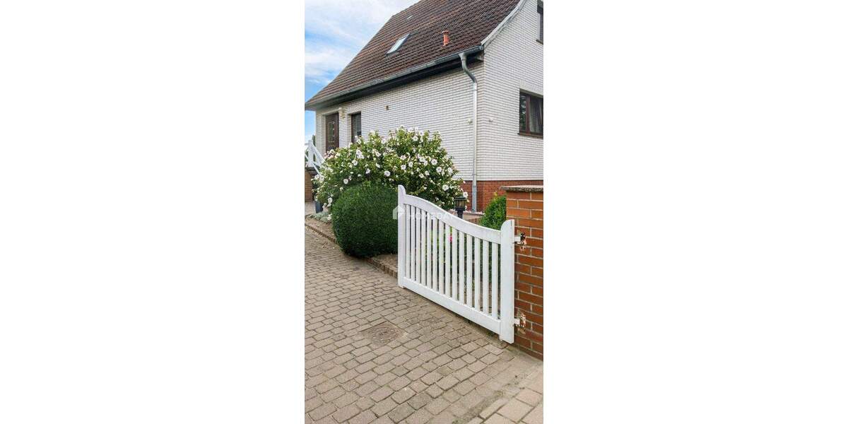 Familienidylle am Feldrand - großzügiges EFH mit Einliegerwohnung und Gartenparadies 5 zimmer