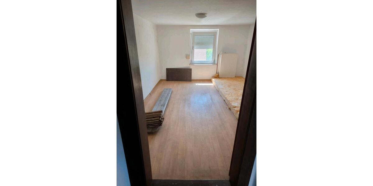 Einfamilienhaus Furth im Wald - 8 Zimmer, 160 m&sup2;, 265.000&euro; | Angebot:26671415