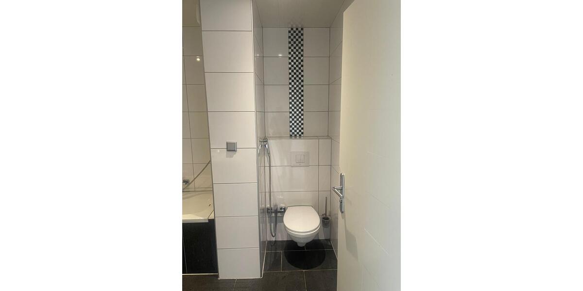 Etagenwohnung Lippstadt Overhagen - 4 Zimmer, 82 m&sup2;, 175.000&euro; | Angebot:26222341
