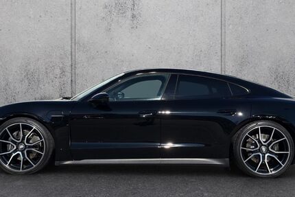 Porsche Taycan 22.078 km 76.500 € Holzwickede 59439