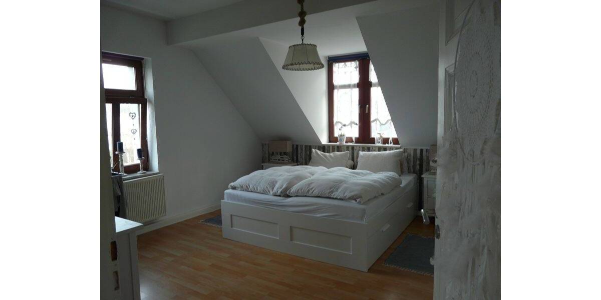 Etagenwohnung Bad Lausick - 4 Zimmer, 97 m&sup2;, 631&euro; | Angebot:26391835