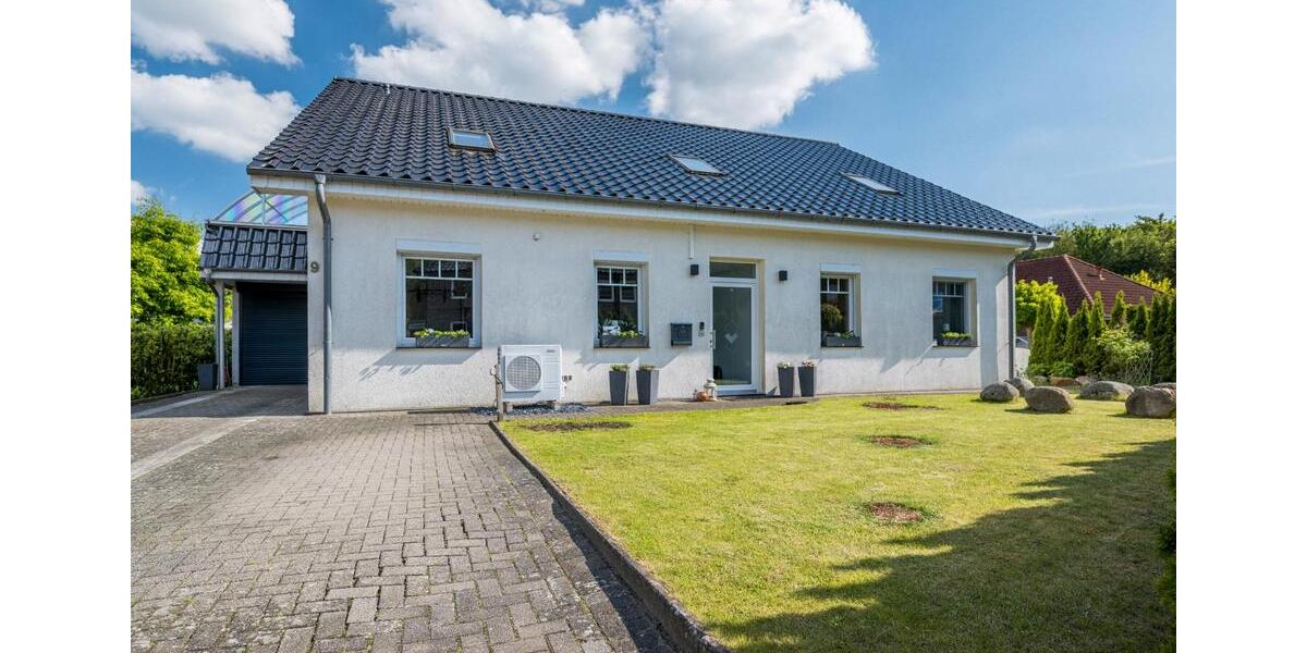 Einfamilienhaus Loxstedt - 6.5 Zimmer, 225 m&sup2;, 565.000&euro; | Angebot:26774892