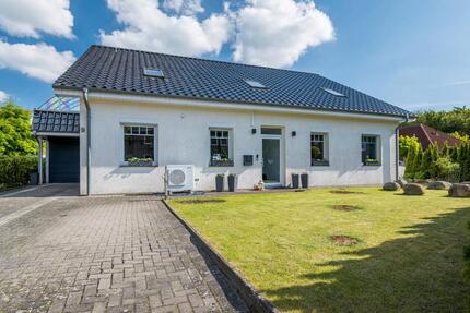 Haus Loxstedt - 6.5 Zimmer, 225 m&sup2;, 565.000&euro; | Angebot:26774892