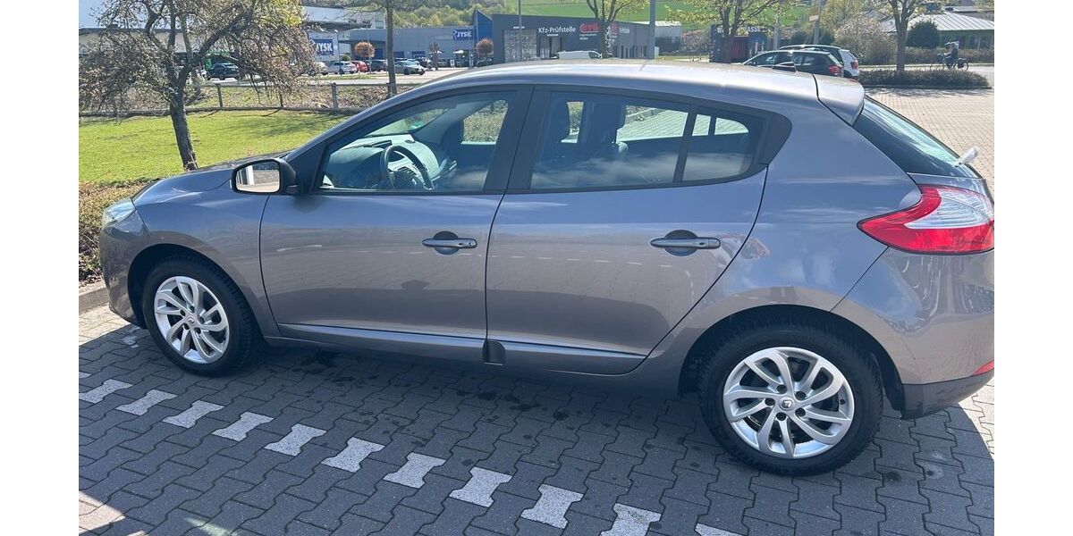 Renault Megane 92.000 km 7.000 &euro; Hameln 31789