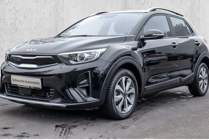 Kia Stonic 24.659 km 17.995 &euro; Köln 50858