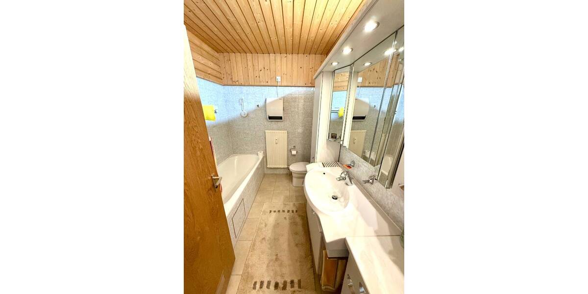 Etagenwohnung Rosenheim Aising - 2 Zimmer, 63 m&sup2;, 270.000&euro; | Angebot:26410252