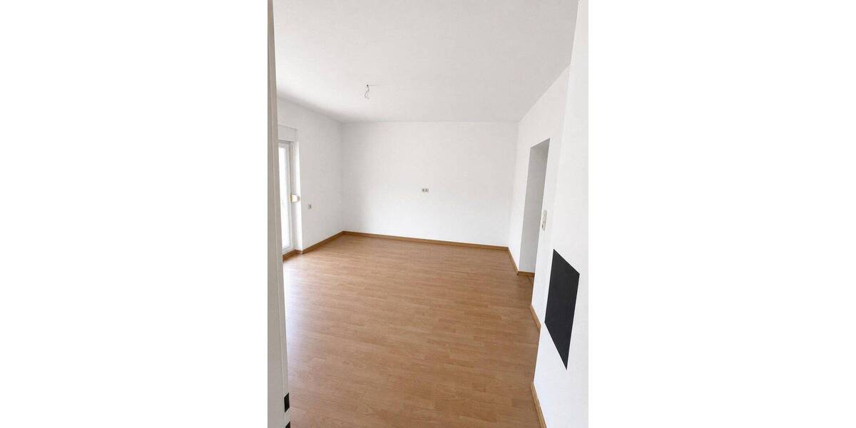 Etagenwohnung Schweinfurt Innenstadt - 4 Zimmer, 140 m&sup2;, 1.450&euro; | Angebot:26882885