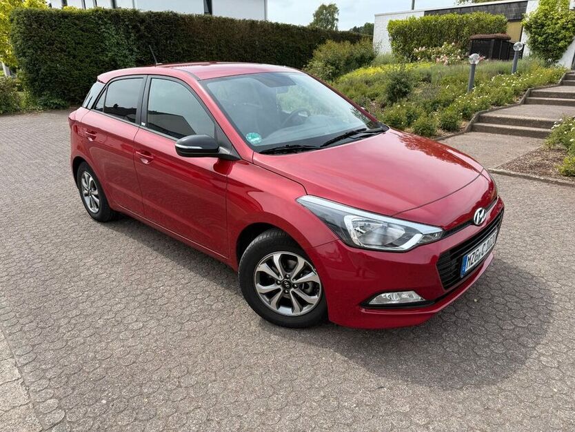 i20