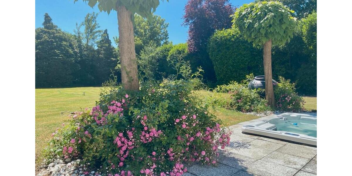 Einfamilienhaus Hünxe - 6 Zimmer, 250 m&sup2;, 1.190.000&euro; | Angebot:27142607