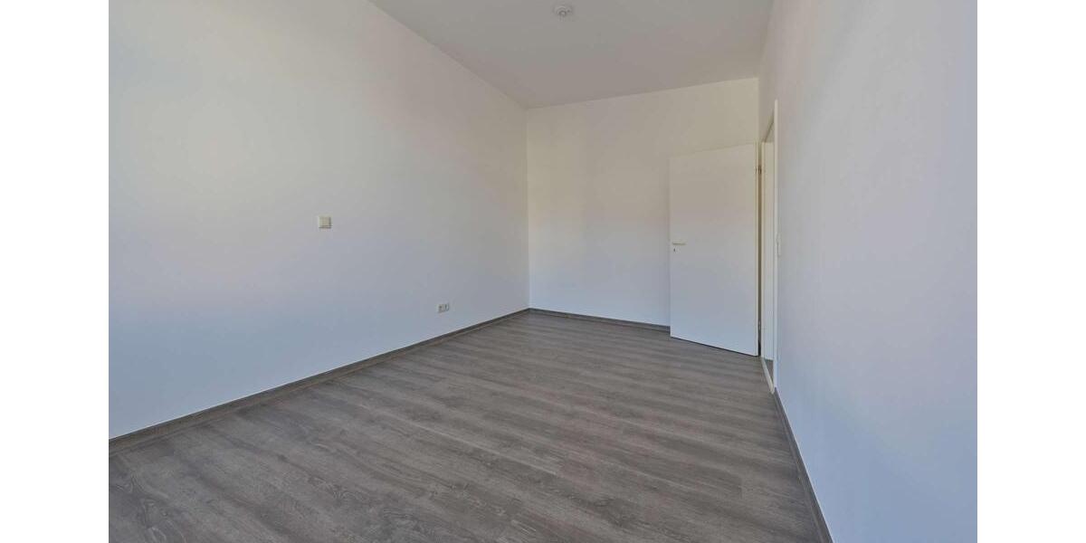 Etagenwohnung Hohenstein-Ernstthal Ernstthal - 3 Zimmer, 66 m&sup2;, 365&euro; | Angebot:26001485