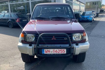 Mitsubishi Pajero 124.000 km 8.700 &euro; Marbach am Neckar 71672