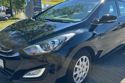 Hyundai i30 89.900 km 9.990 &euro; Schleswig 24837