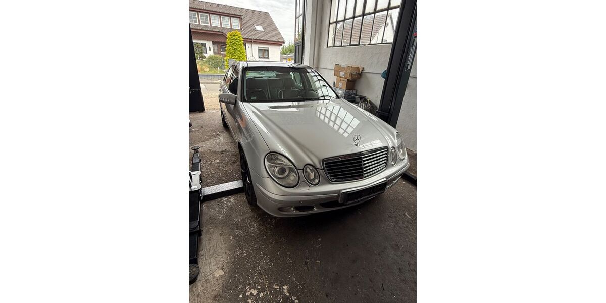 Mercedes-Benz 320 399.542 km 1.999 &euro; Zülpich 53909