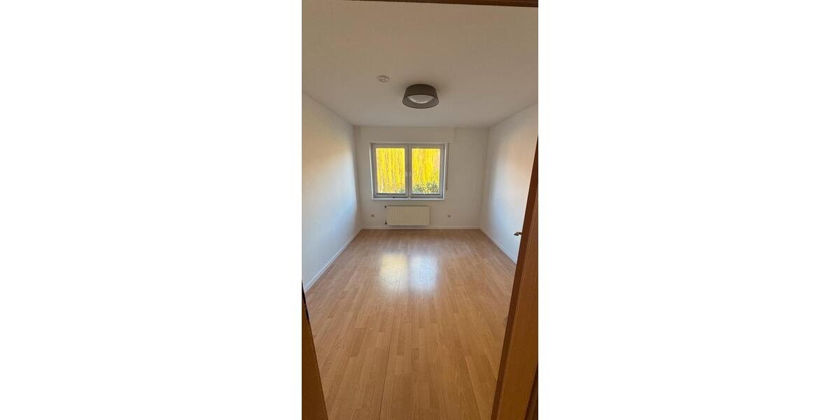 Etagenwohnung Melle - 3 Zimmer, 80 m&sup2;, 800&euro; | Angebot:26035342