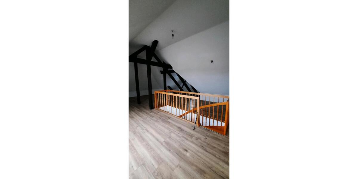 Etagenwohnung Schkopau - 2 Zimmer, 69 m&sup2;, 665&euro; | Angebot:25310109