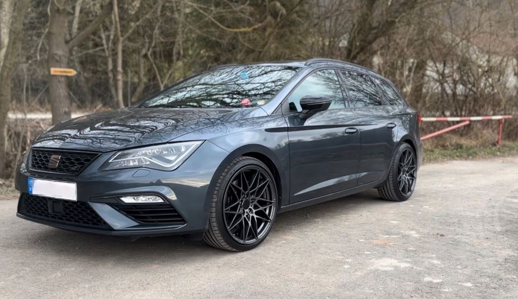 Seat Leon 65.000 km 23.200 &euro; Lenterode 37318