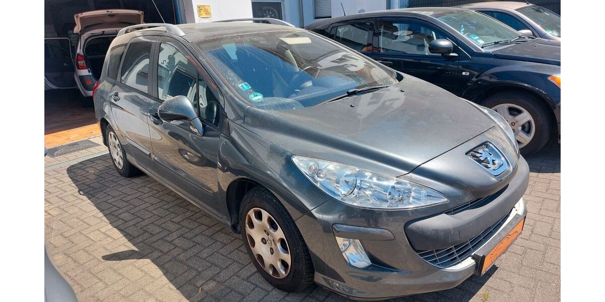 Peugeot 308 127.000 km 2.999 &euro; Obersulm-Affaltrach 74182
