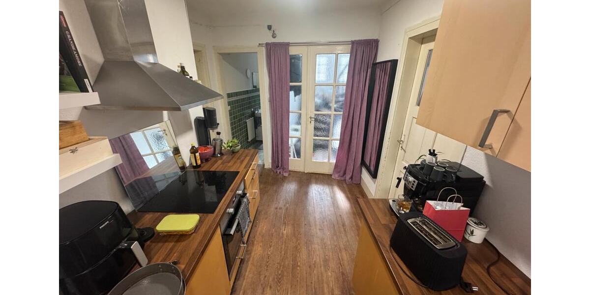 Etagenwohnung Tübingen - 5 Zimmer, 18 m&sup2;, 450&euro; | Angebot:26569618