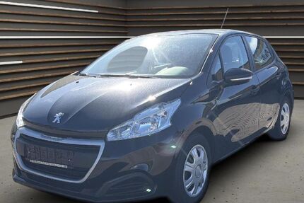 Peugeot 208 98.000 km 7.590 &euro; Limbach-Oberfrohna 09212