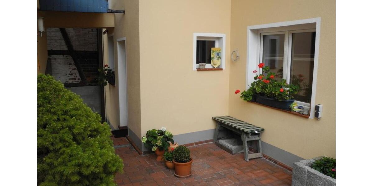 Erdgeschoßwohnung Roßtal - 1 Zimmer, 29 m&sup2;, 290&euro; | Angebot:25383598