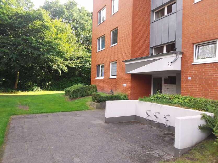 Wohnung zum Kaufen in Neumünster 95.000 € 65 m² 3 zimmer