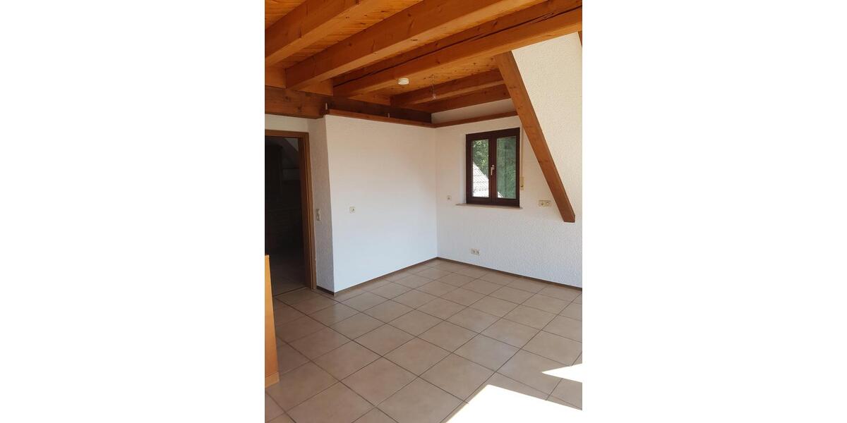 Maisonettenwohnung Sipplingen - 4 Zimmer, 135 m&sup2;, 1.300&euro; | Angebot:26705335