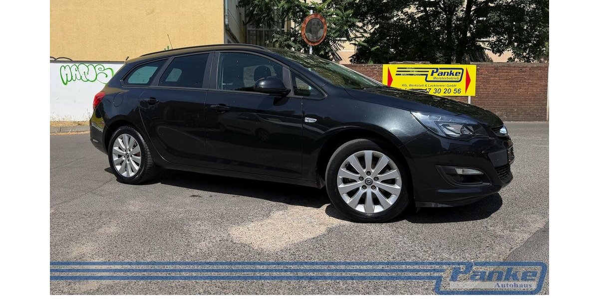 Opel Astra Selection*Tempo*Navi*Klima*SHZ*AHK*DachT. 175.681 km 3.890 &euro; Berlin 13187