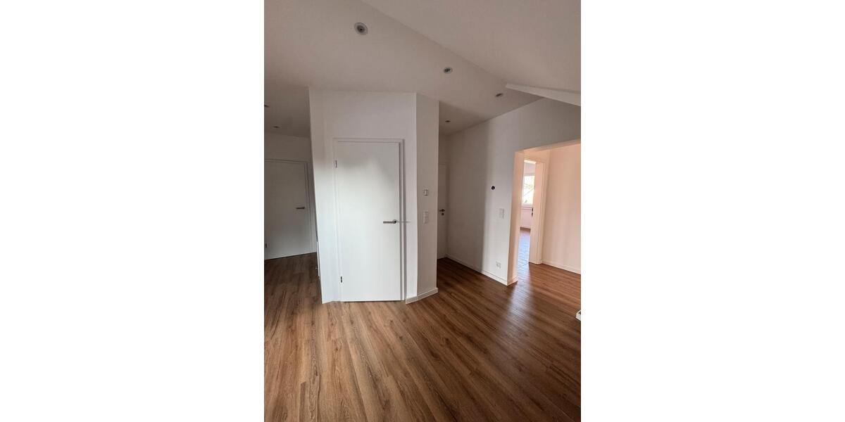 Dachgeschoßwohnung Gütersloh Kattenstroth - 3 Zimmer, 120 m&sup2;, 1.150&euro; | Angebot:25417009