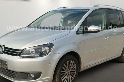 VW Touran 216.404 km 4.999 &euro; Brehna 06796
