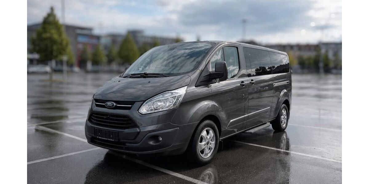 Ford Tourneo Custom 202.000 km 13.900 &euro; Stein 90547