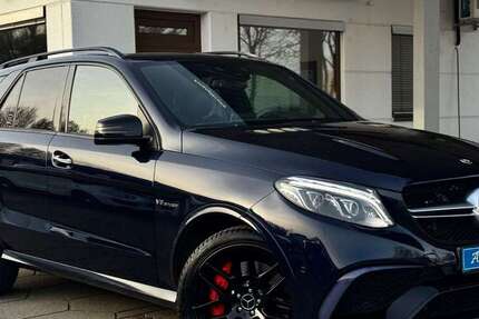 Mercedes-Benz GLE 63 AMG 212.000 km 29.900 &euro; Unterensingen 72669