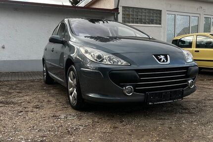Peugeot 307 239.720 km 2.450 &euro; Metzingen 72555