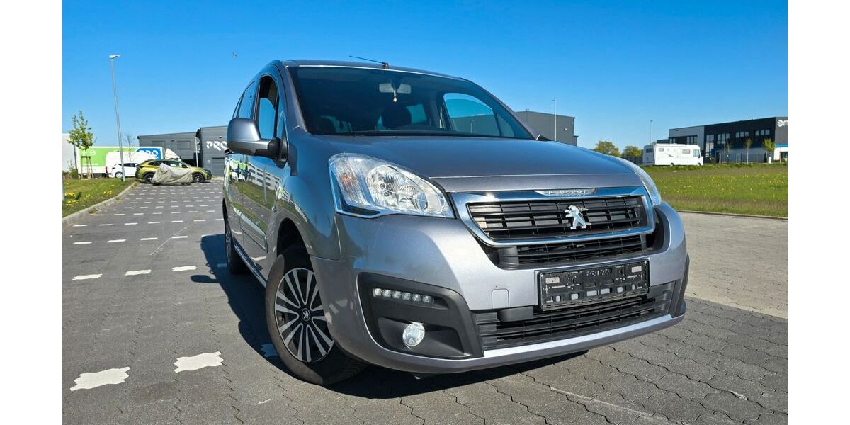 Peugeot Partner 74.000 km 9.990 &euro; Ahrensburg 22926