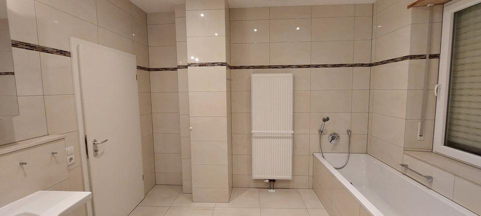 *RESERVIERT* Großzügige 3 ZKüB, in 67433 Neustadt, ab Januar 2026 zimmer