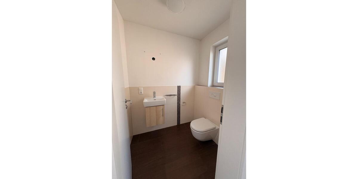 Doppelhaushälfte Aholfing - 4 Zimmer, 140 m&sup2;, 1.480&euro; | Angebot:26343564