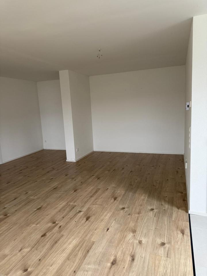 Helle 2,5 Zimmer Einliegerwohnung zimmer